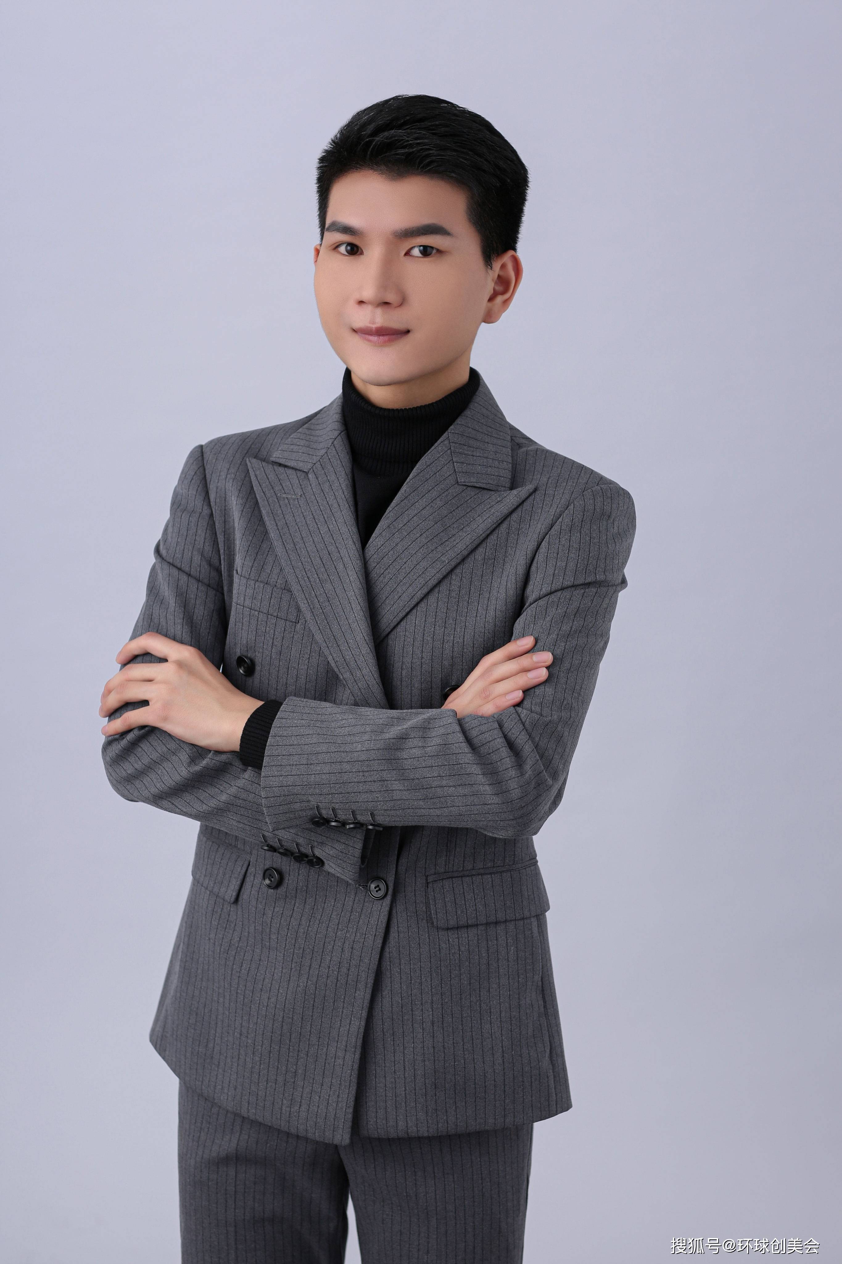 曹金华 灯光与摄影艺术负责人